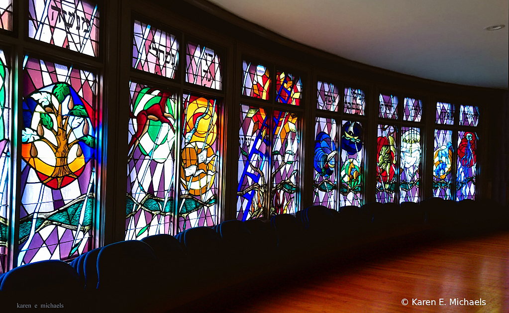 stained glass windows - ID: 15751914 © Karen E. Michaels