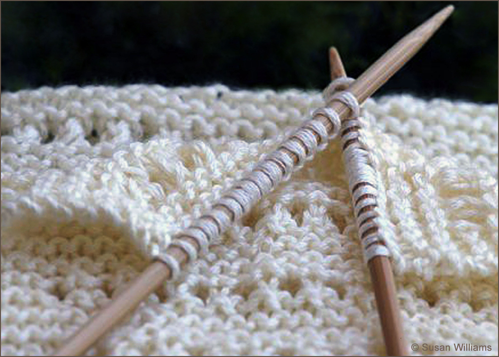 Knitting Scarf