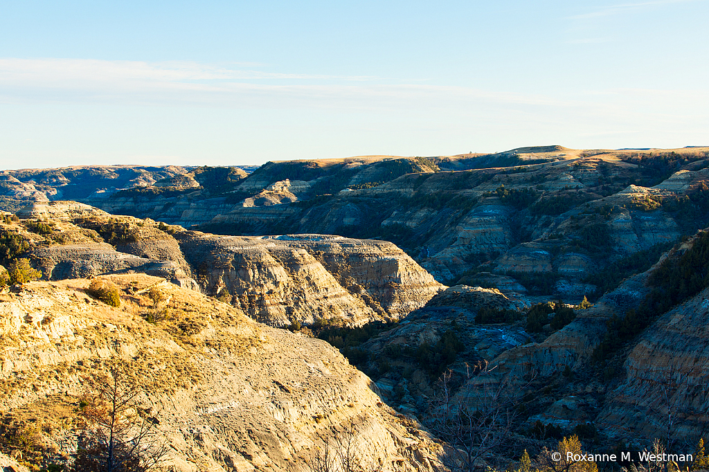 Shadows in the badlands - ID: 15765553 © Roxanne M. Westman