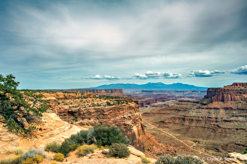 Canyonlands  - ID: 15777529 © Clyde Smith