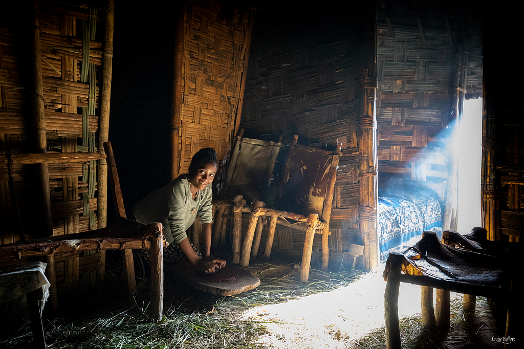 Morning Chores - ID: 15788369 © Louise Wolbers