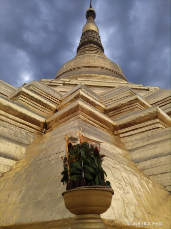 Upper shwedagon pagoda