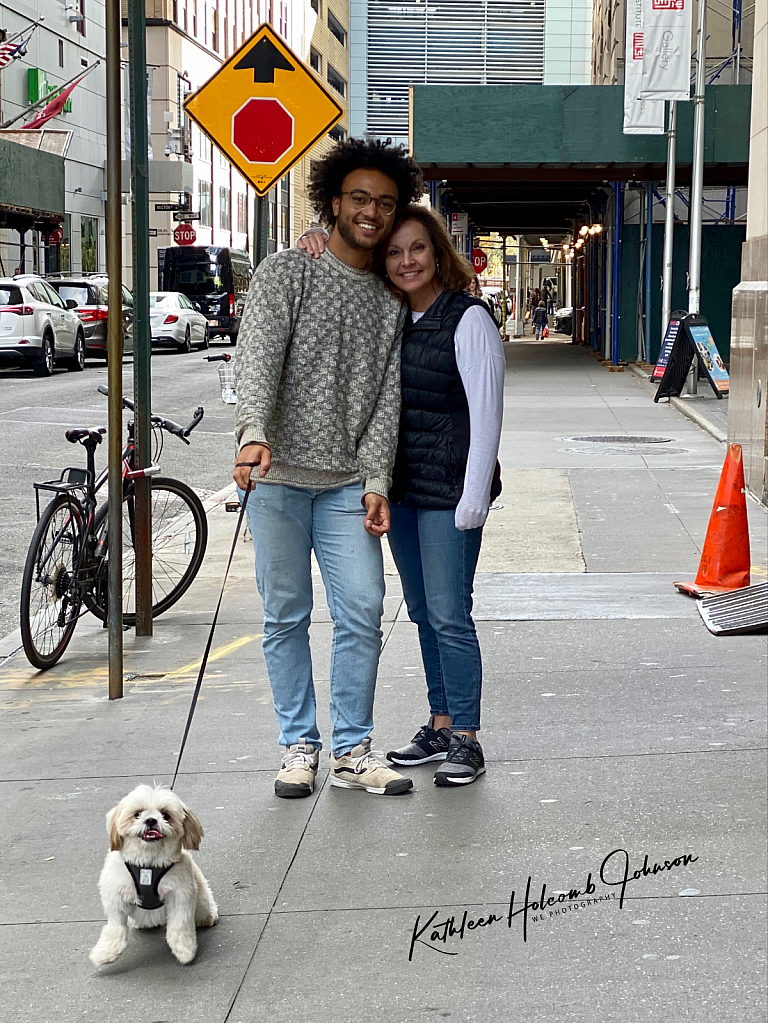 NYC Pace Student Visit With Mom! - ID: 15788992 © Kathleen Holcomb Johnson