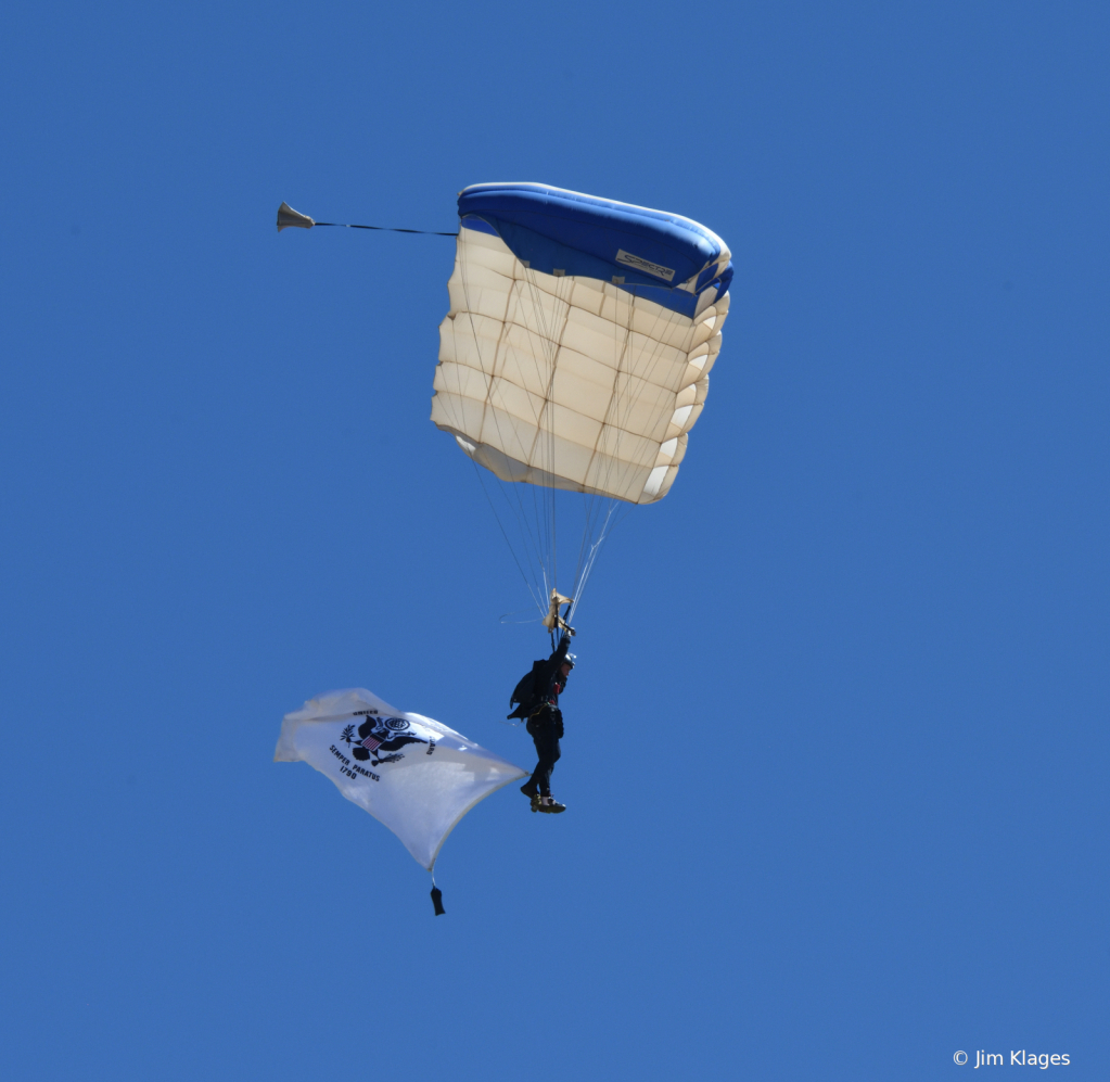 USAFA Wings of Blue Parachute Team