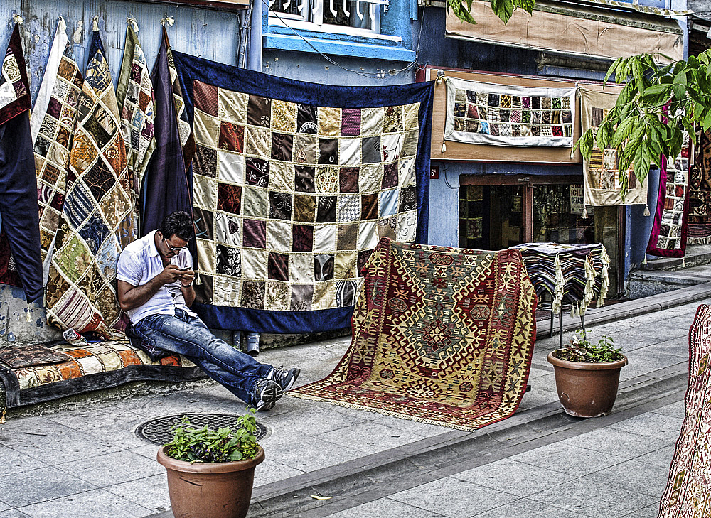 Carpet Dealer in Istanbul