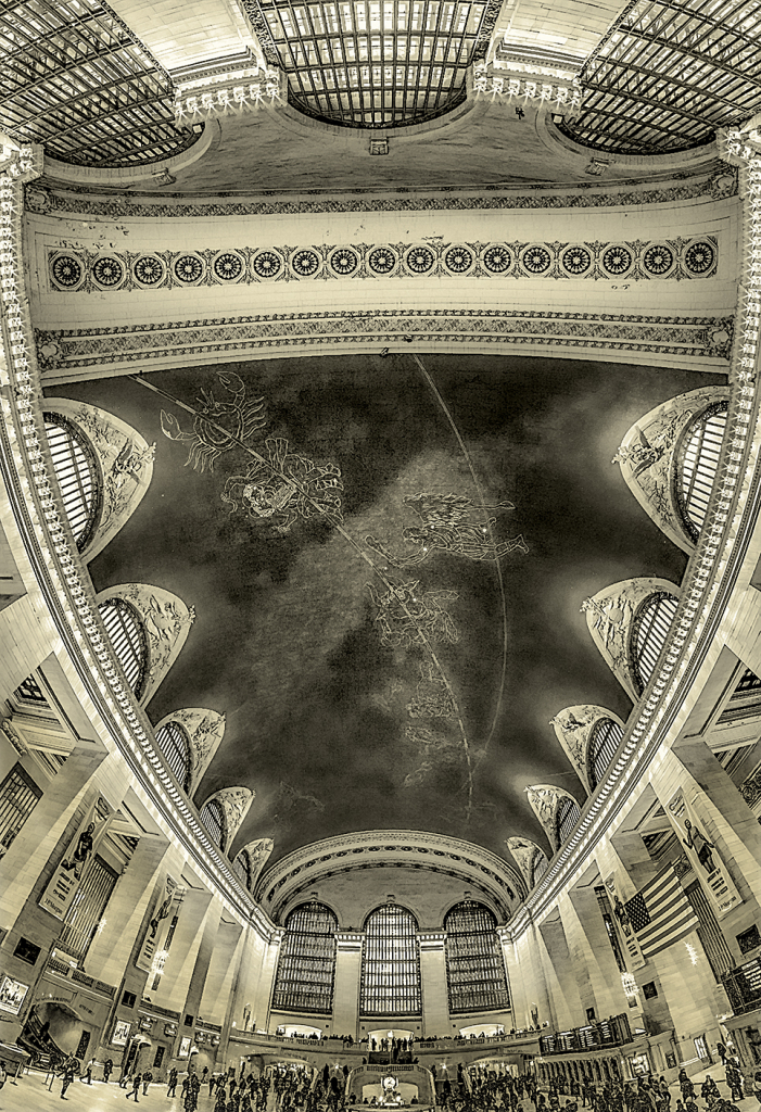 Grand Central Shield - Monochrome - NY - ID: 15801319 © Martin L. Heavner
