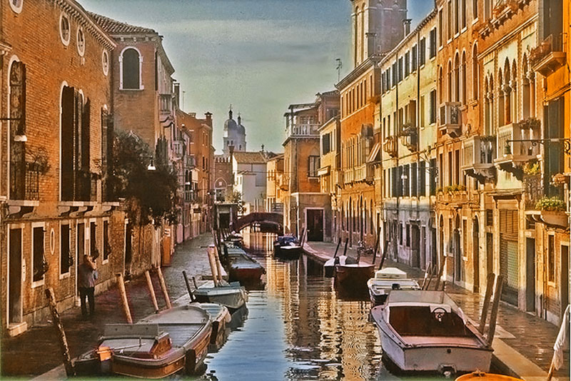 Golden Morning in Venice