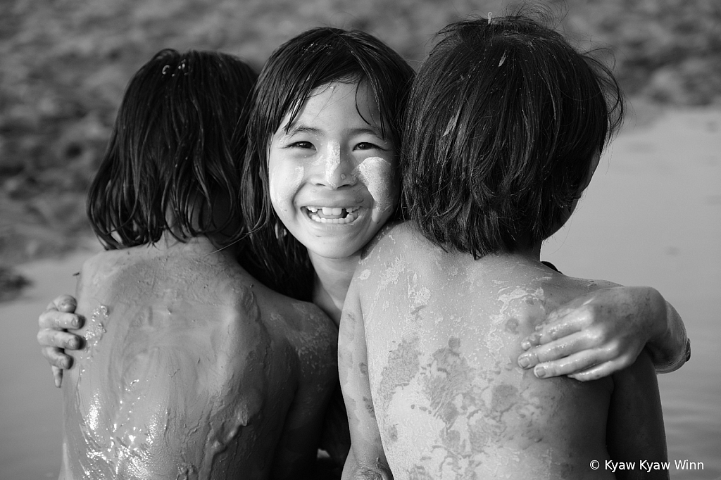 Smiling Little Girl - ID: 15808921 © Kyaw Kyaw Winn