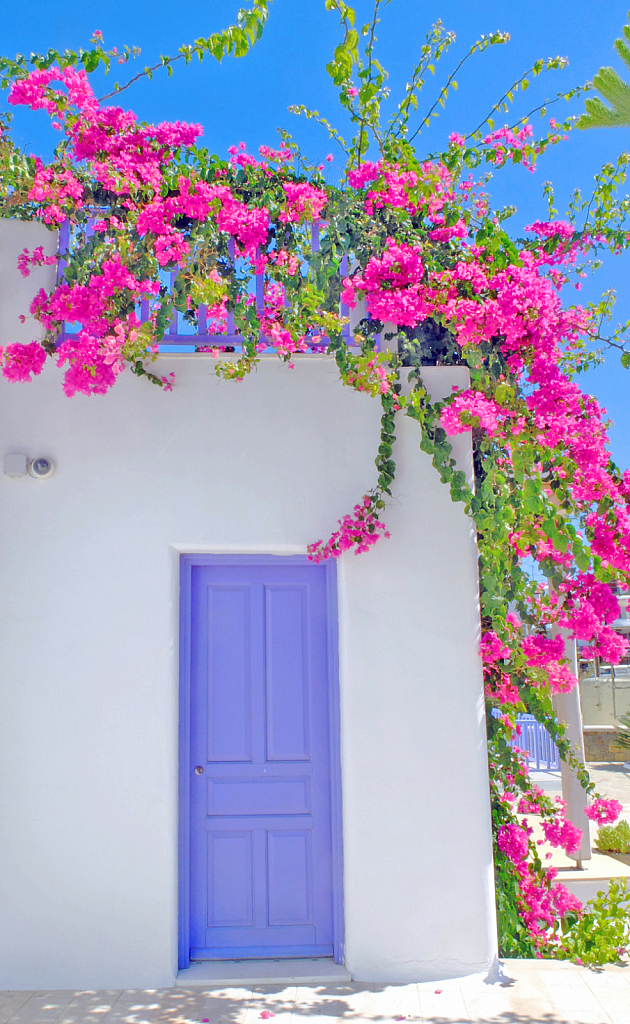 Aegean island home and colors.