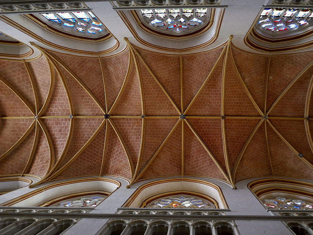 St Corentin cathedral ceiling