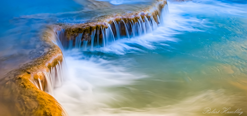 Pool Waterfall Havasu Falls - ID: 15813220 © Robert Hambley