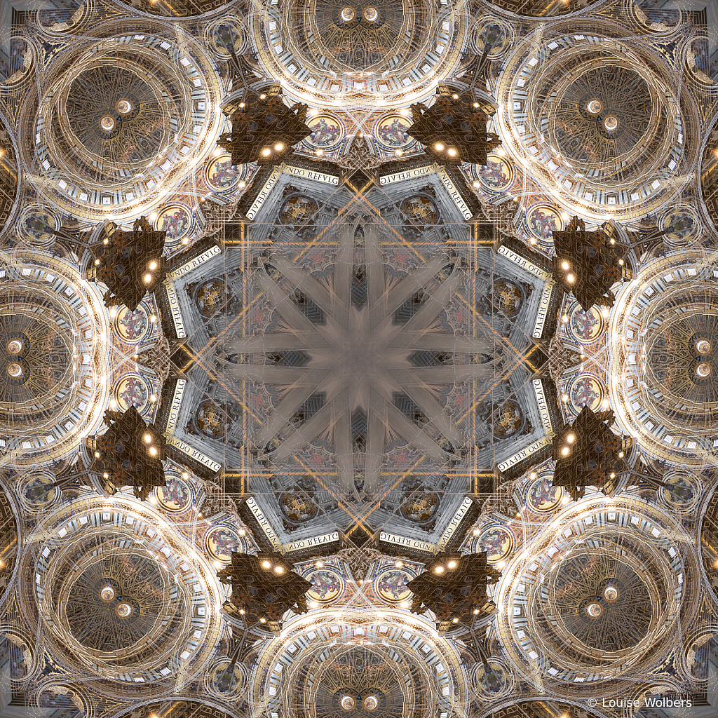 Kaleidoscope 1 - ID: 15814498 © Louise Wolbers