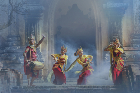 Traditional Bagan Dance