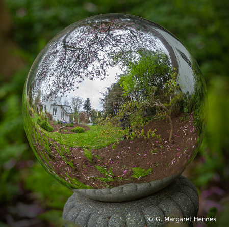 Spring Garden in the Round