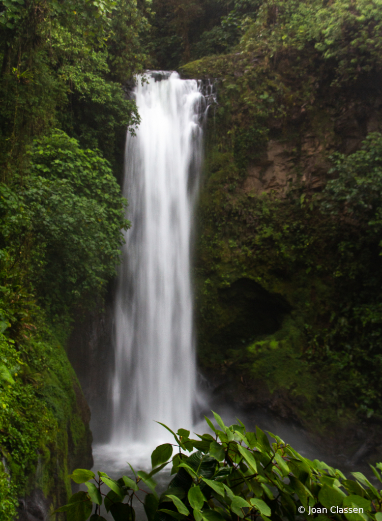 La Paz Waterfall 