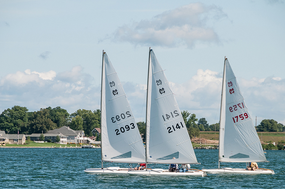 sailing - ID: 15822228 © Stacy Lankford