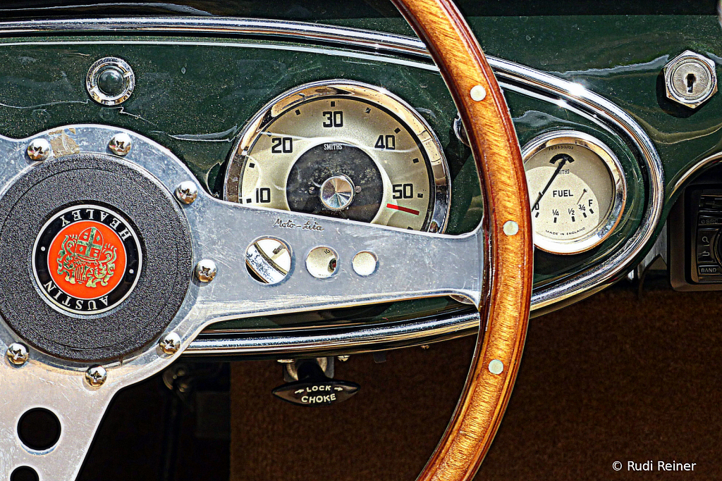 Old tachometer