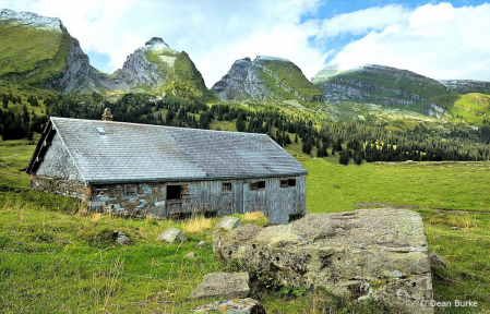 Old Mountain Stable