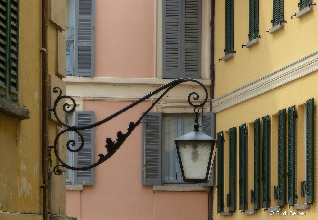 Bellagio street lamp