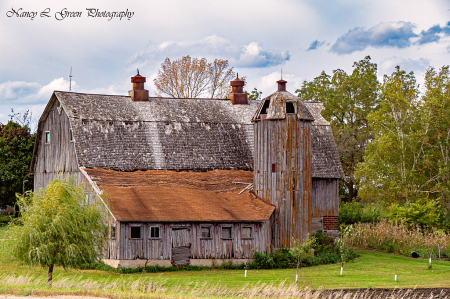 Ye Old Barn