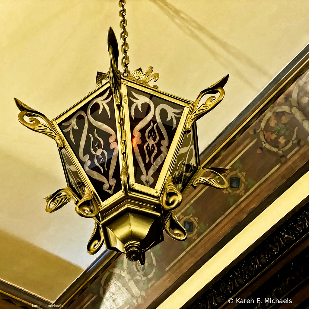 chapel light glow - ID: 15851478 © Karen E. Michaels