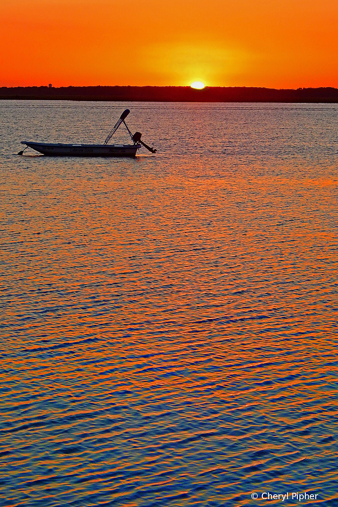 Sunset on the Lake - ID: 15852222 © Cheryl Pipher