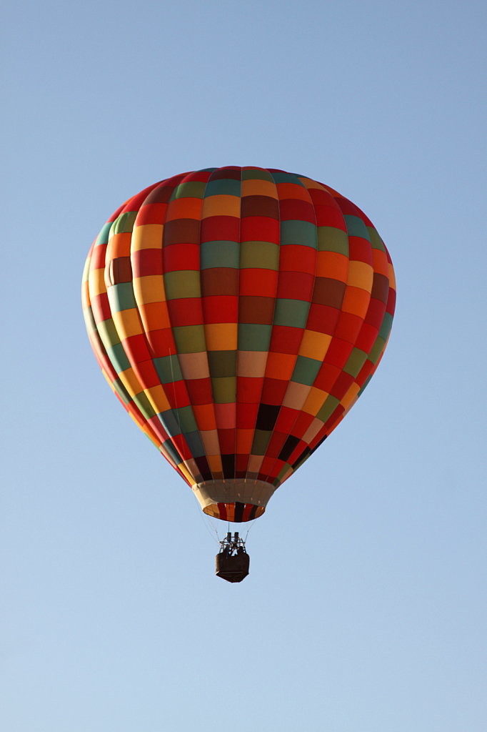 Balloon landing 2 - ID: 15859179 © Eric B. Miller