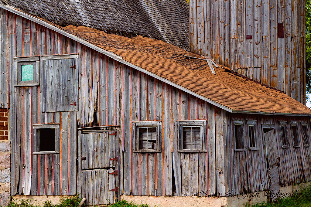 Ye Old Barn