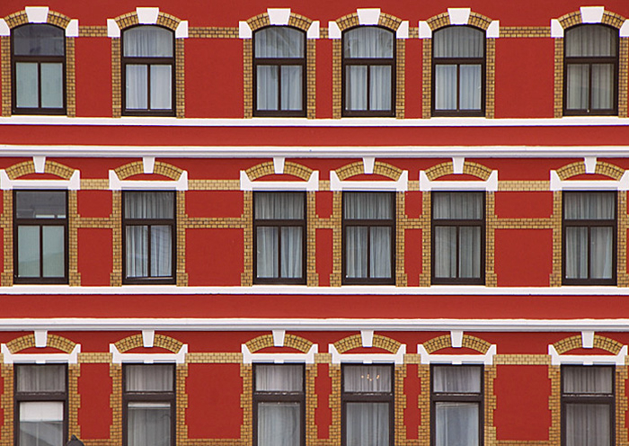 Windows in Red