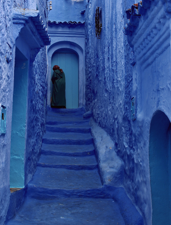 Green Kaftan in the Blue City 