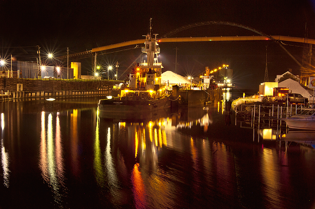 Ashtabula Harbor - Cleveland ship