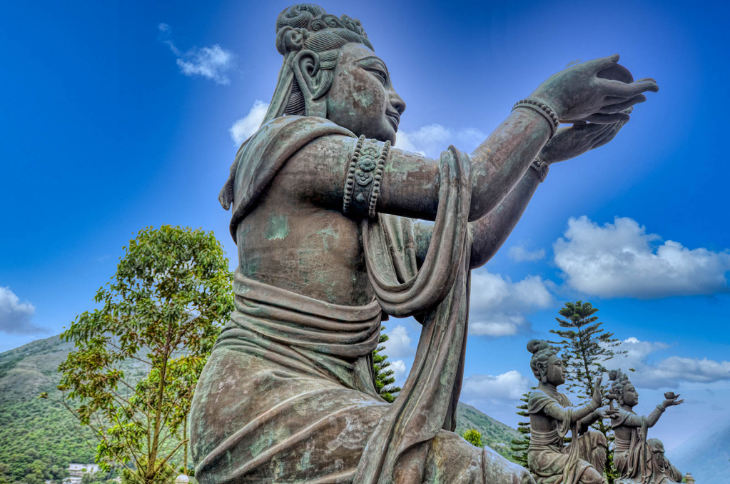 A Prayer to Buddha - ID: 15880073 © Paul Coco