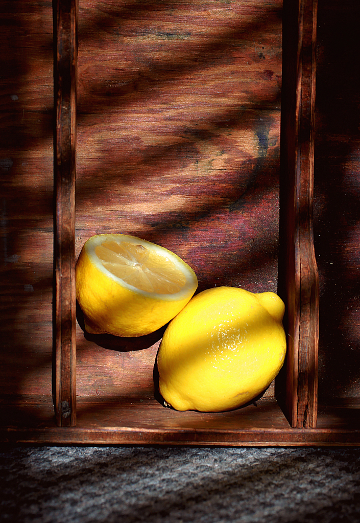 Lemons on a Ledge