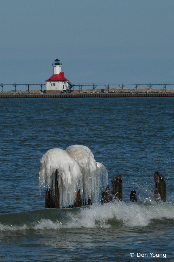 Cold Day  - ID: 15883670 © Don Young