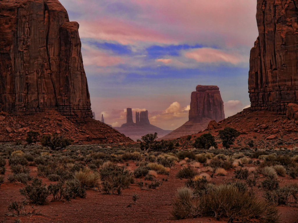 Monument Valley - ID: 15887640 © Susan G. Cohan