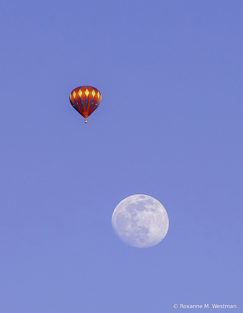 Hot Air Balloon and the Moon - ID: 15919107 © Roxanne M. Westman