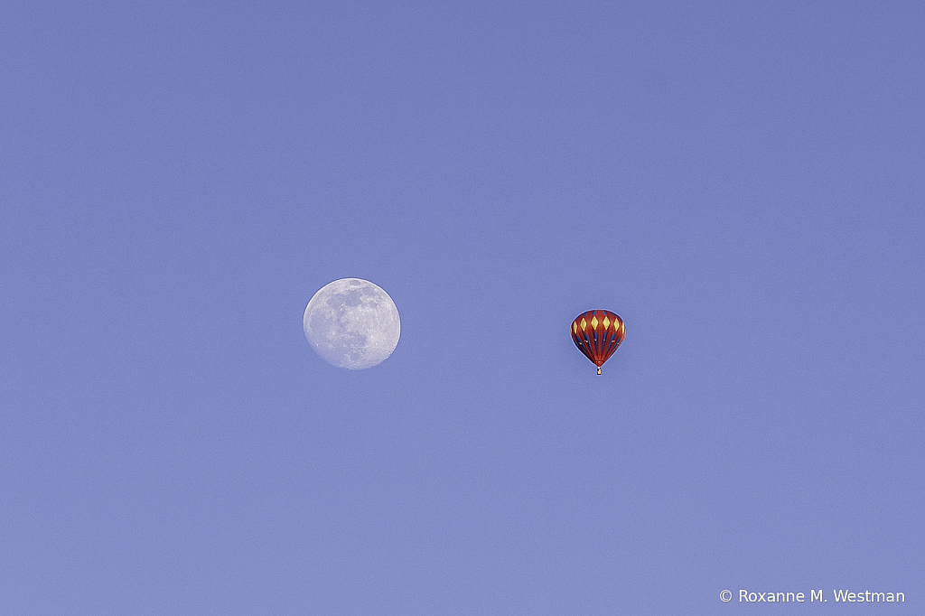 Hot Air Balloon and the Moon number 2 - ID: 15919113 © Roxanne M. Westman