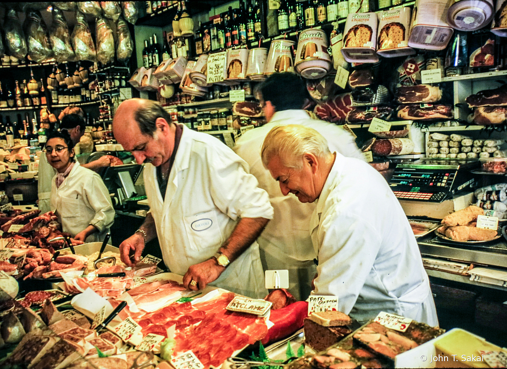 Preparing a Customer Orders - ID: 15926333 © John T. Sakai