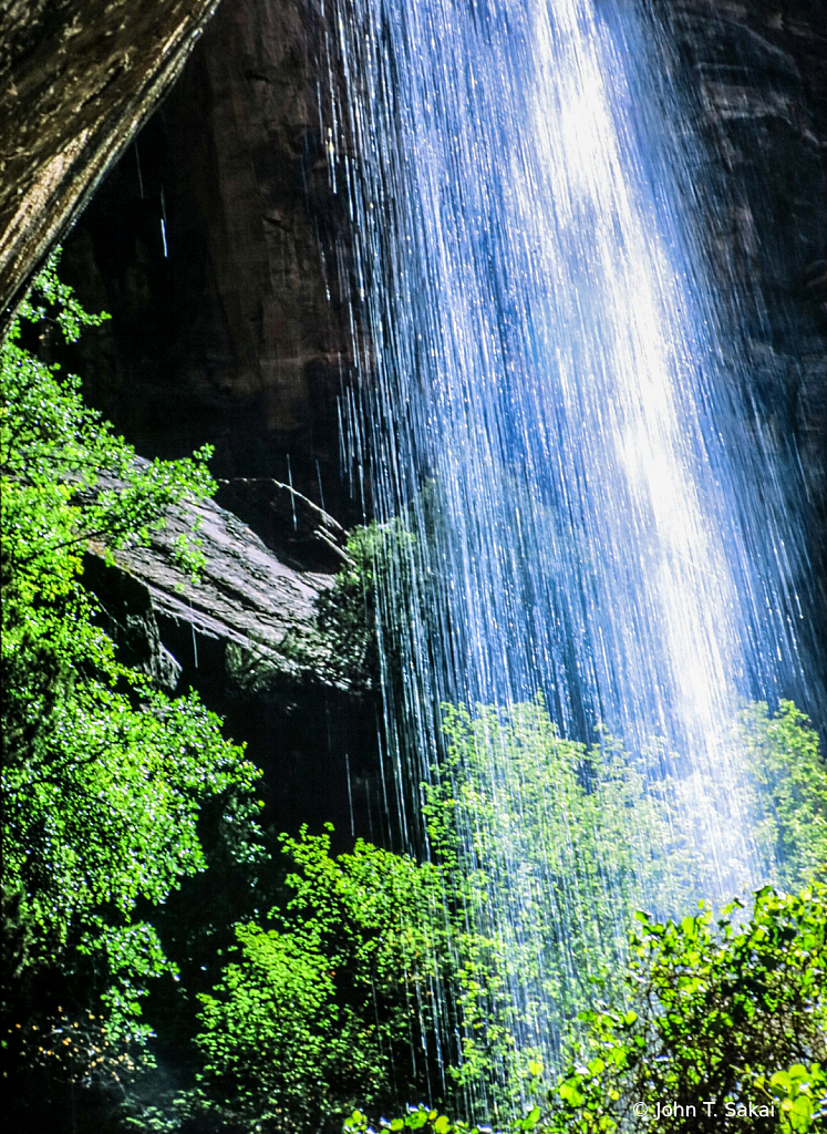 Zion Waterfall Spray - ID: 15926536 © John T. Sakai