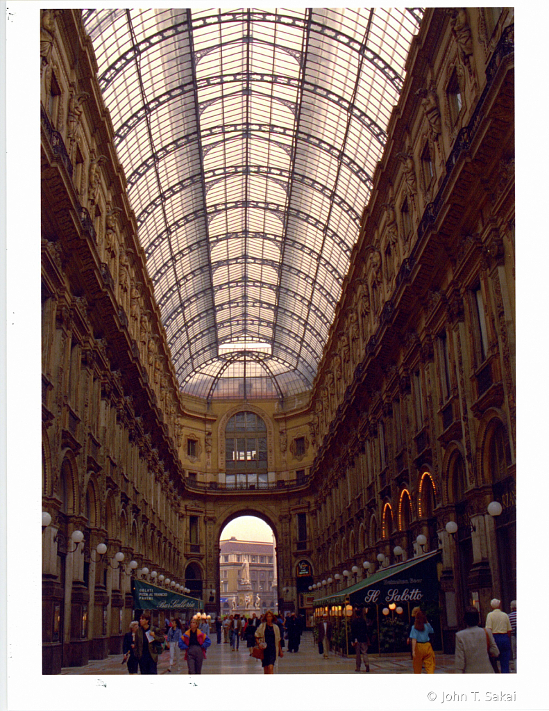 Arcade Galleria Vittorio Emanuele II - ID: 15927843 © John T. Sakai