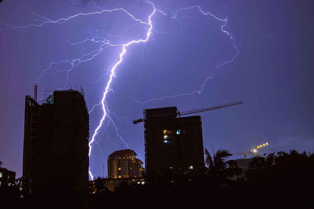 Lightning strikes a City Building
