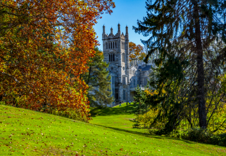Lyndhurst Castle