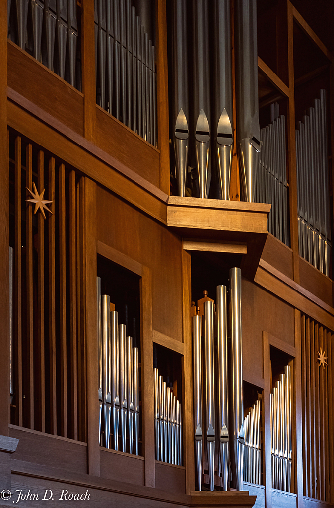 Organ Pipes - ID: 15948928 © John D. Roach
