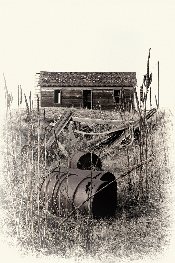 High Plains Homestead - ID: 15949675 © Larry Lawhead