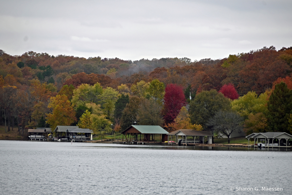 Fall on The lake