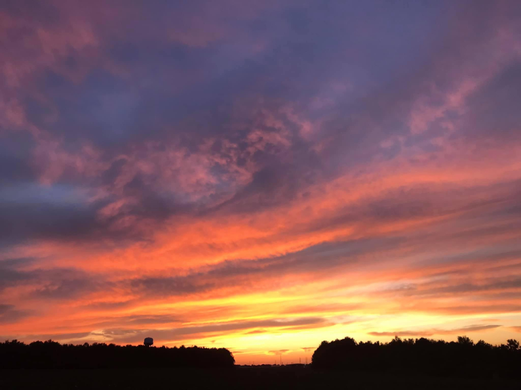 Amazingly beautiful sunset - ID: 15951486 © Elizabeth A. Marker