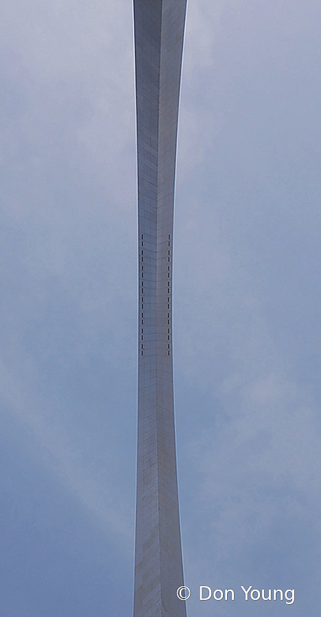 St. Louis Arch - ID: 15954173 © Don Young