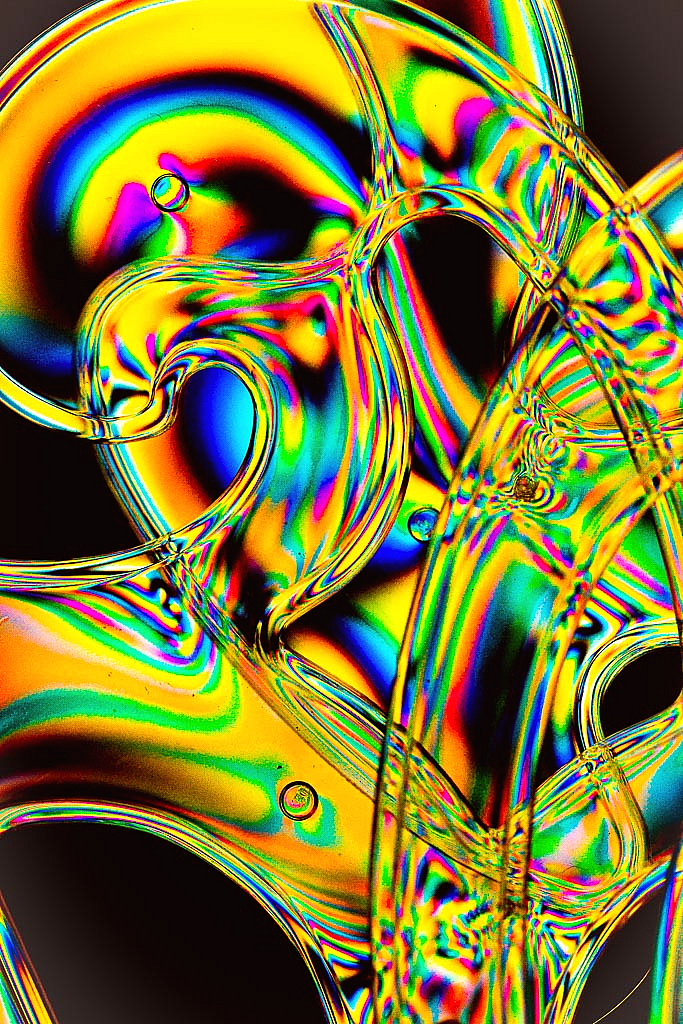 Polarized Light#1 - ID: 15975323 © Bob Miller