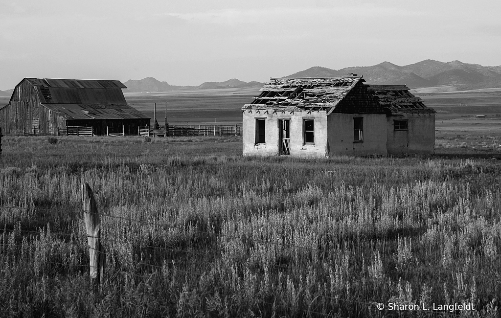 Valley History - ID: 15977970 © Sharon L. Langfeldt