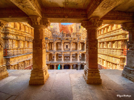 The Queen's Stepwell - Inside View